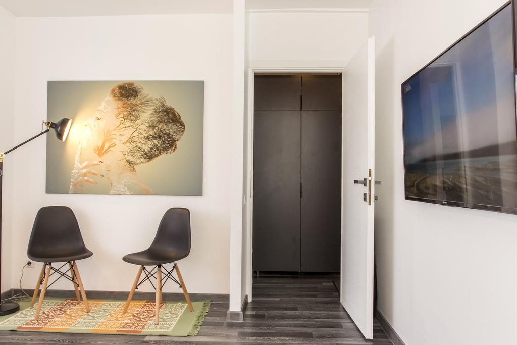 Studio L By Mrg Apartments Bucarest Exterior foto